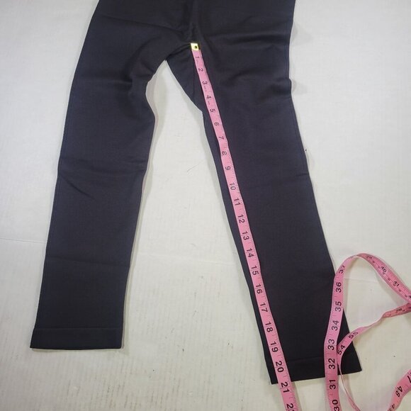 Empetua Black High Waisted Shaping Capri Leggings #42024 Size M - Picture 5 of 6